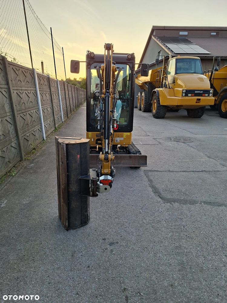 Caterpillar 301.8 05A Powertilt - 16