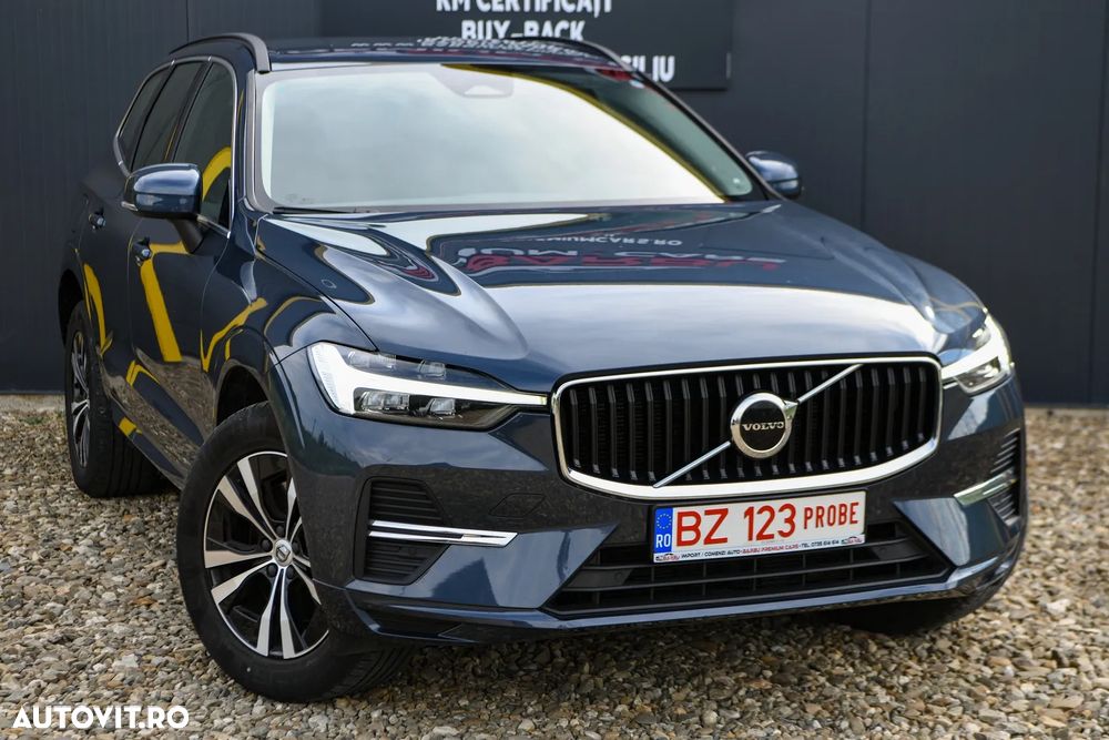Volvo XC 60 B4 MHEV AT8 FWD Momentum - 9