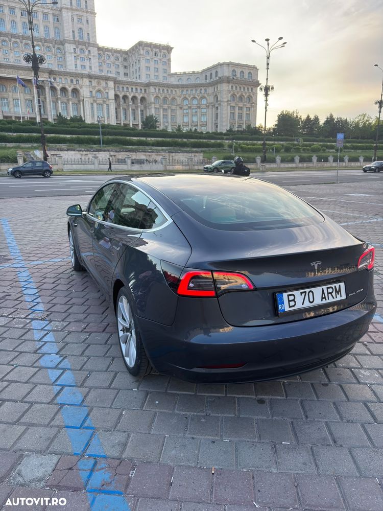 Tesla Model 3 Langstreckenbatterie Allradantrieb Dual Motor - 13