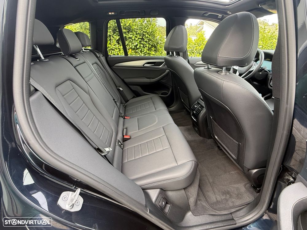 BMW iX3 Impressive - 25