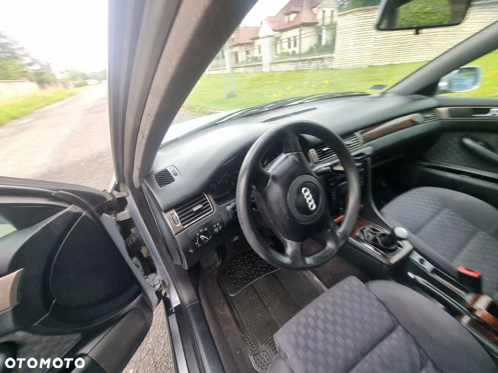 Audi A6 Limousine - 4