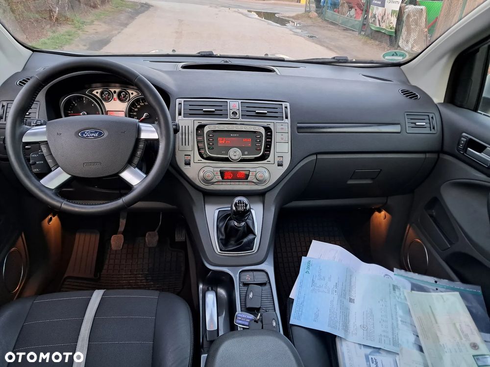 Ford Kuga 2.0 TDCi 2x4 Champions Edition - 5