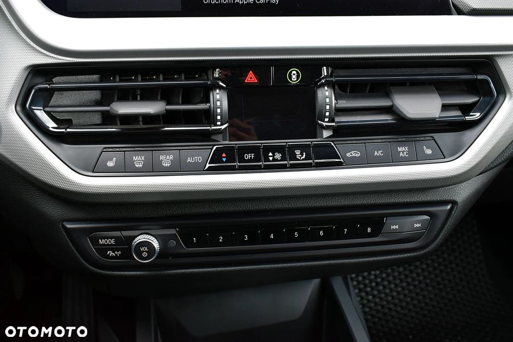 BMW Seria 1 118i - 13