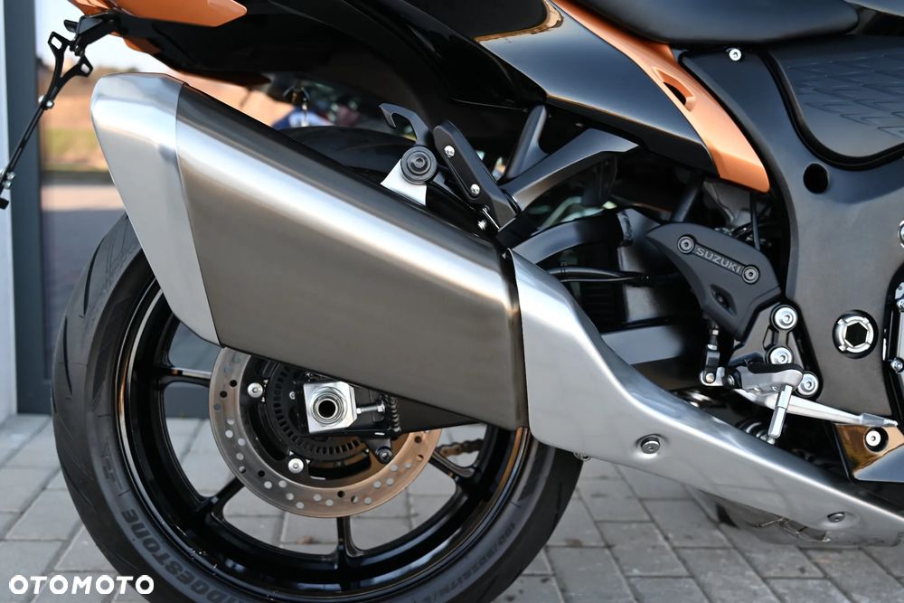Suzuki GSX-R - 16