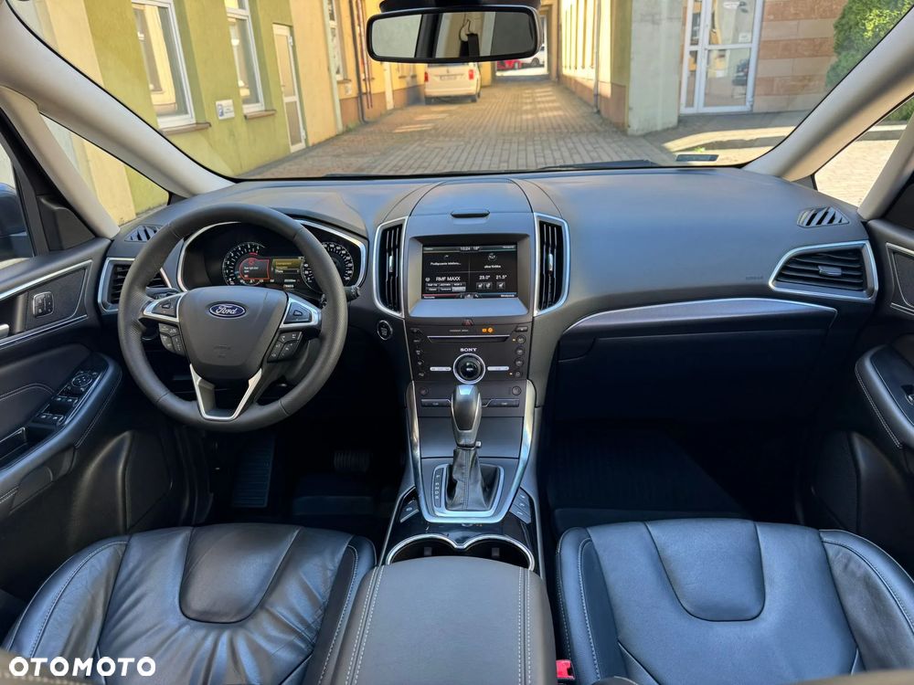 Ford S-Max - 10