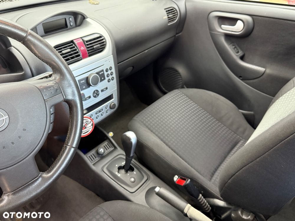 Opel Corsa 1.2 16V Cosmo EasyTronic - 7