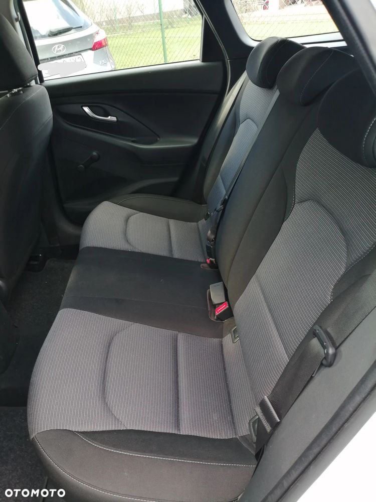 Hyundai i30 1.5 DPI Smart - 4