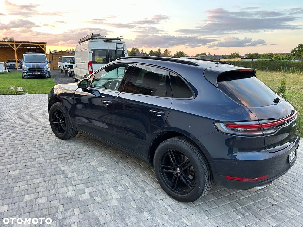 Porsche Macan - 2