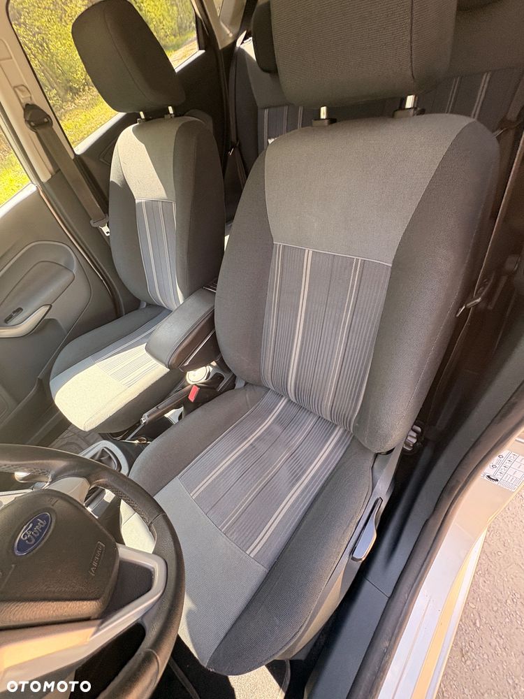 Ford Fiesta - 15