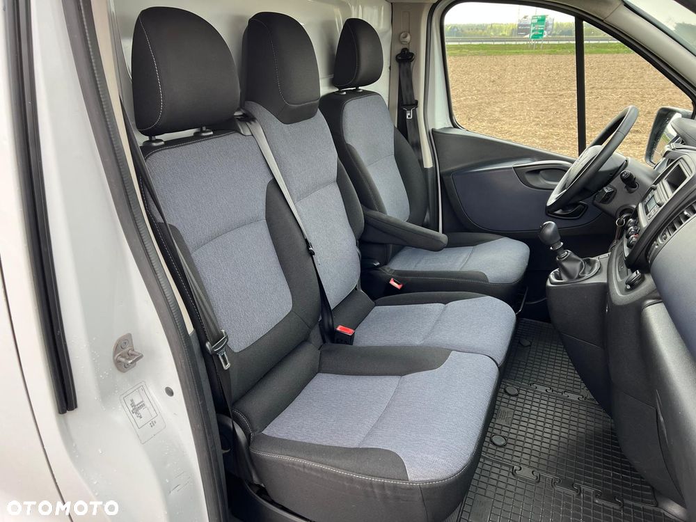 Opel Vivaro - 13