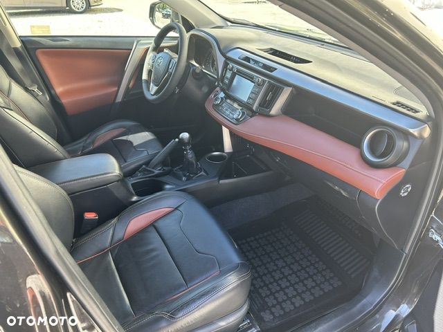 Toyota RAV4 2.0 D-4D Prestige - 8