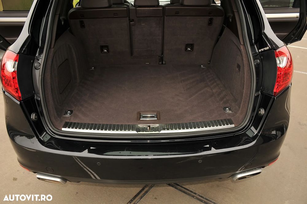 Porsche Cayenne 3.0TD TipTronic - 25