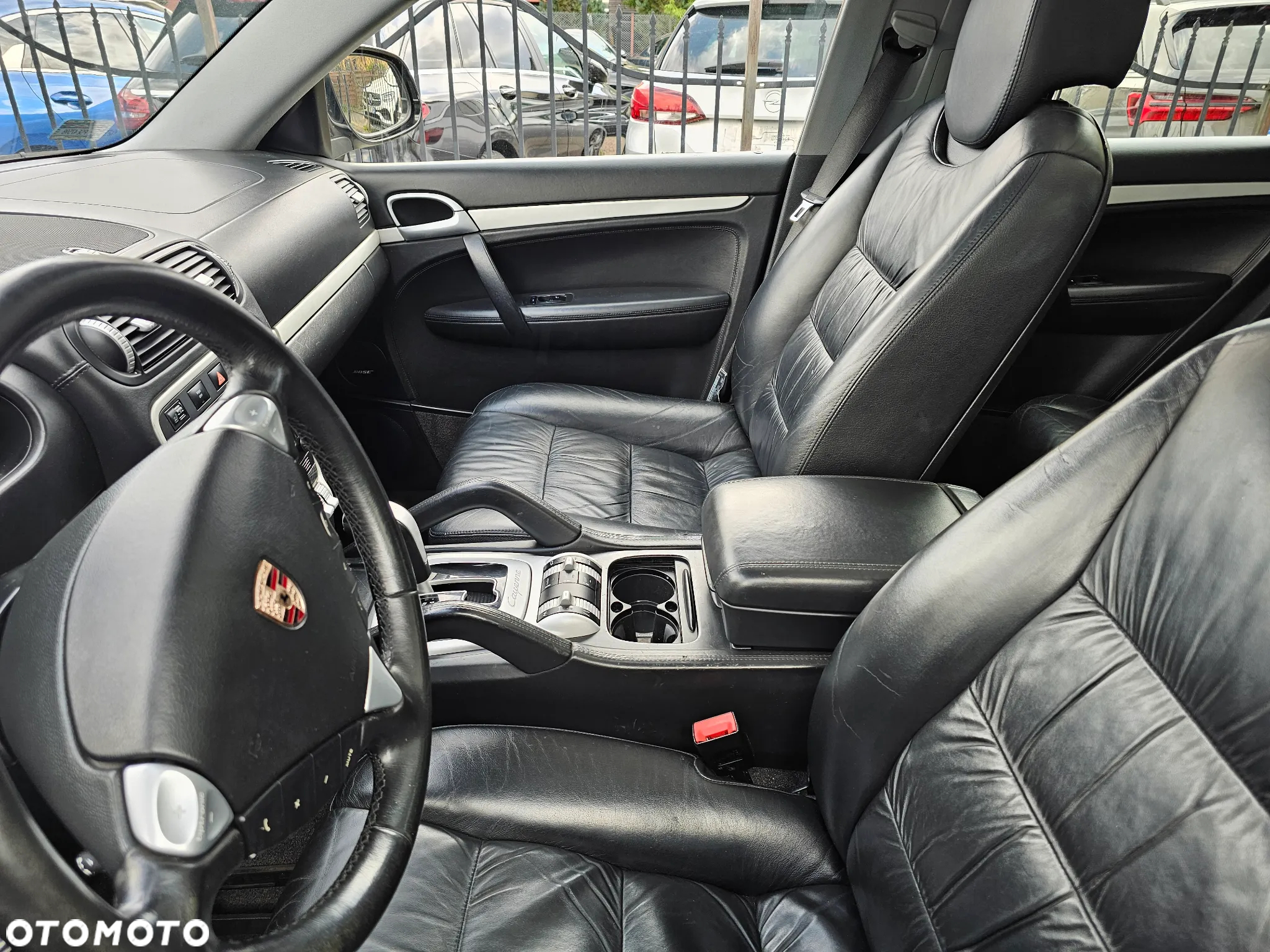 Porsche Cayenne - 8