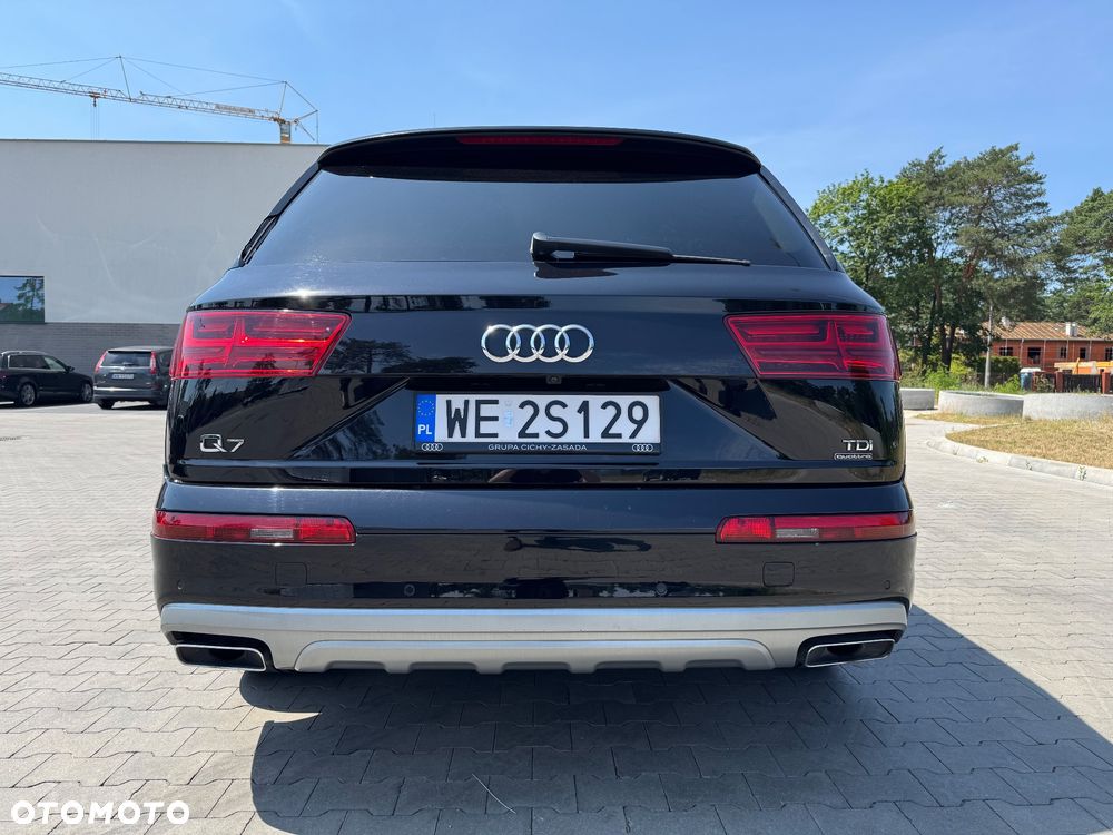 Audi Q7 - 7