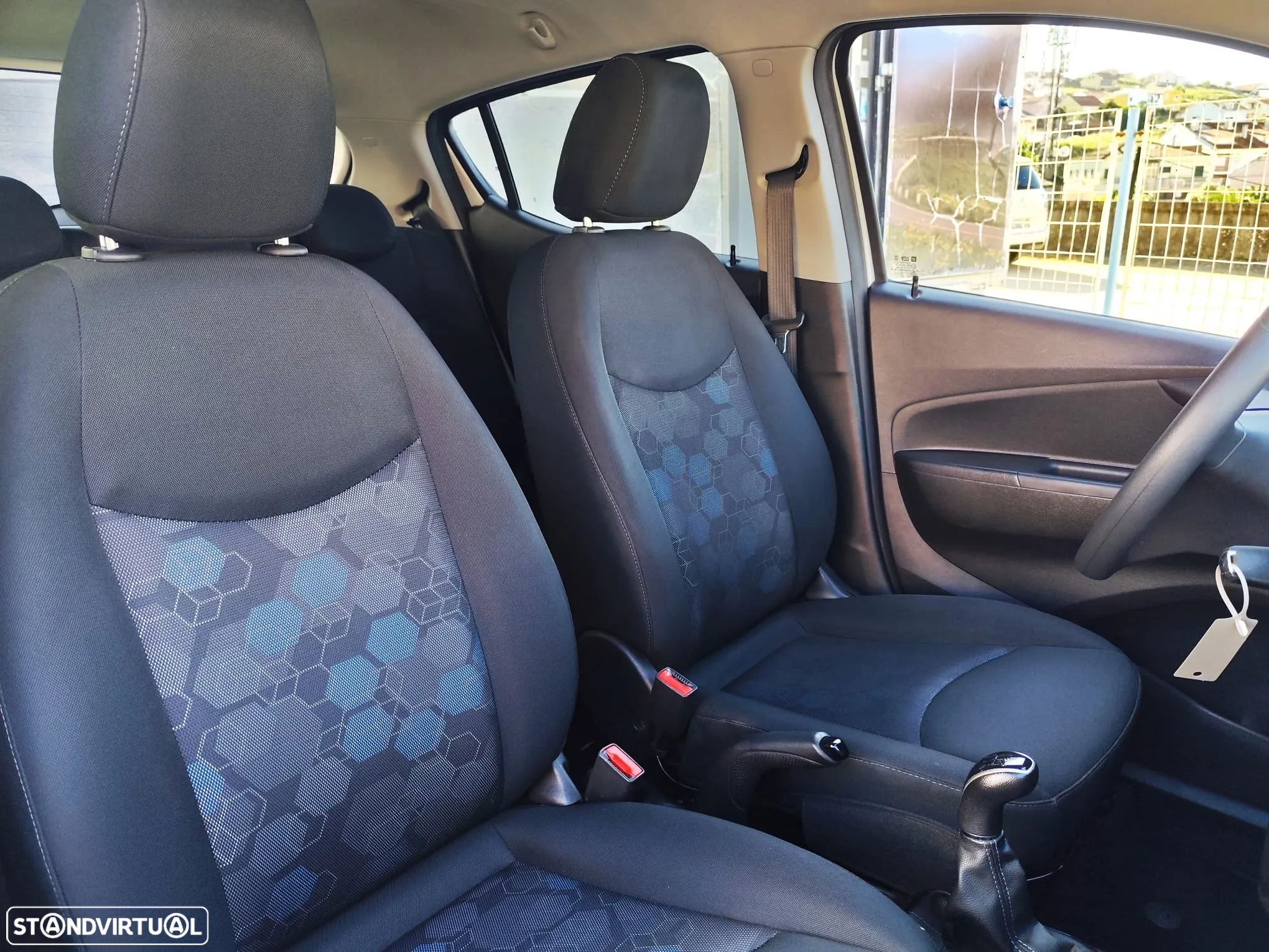 Opel Karl 1.0 Rocks FlexFuel - 10