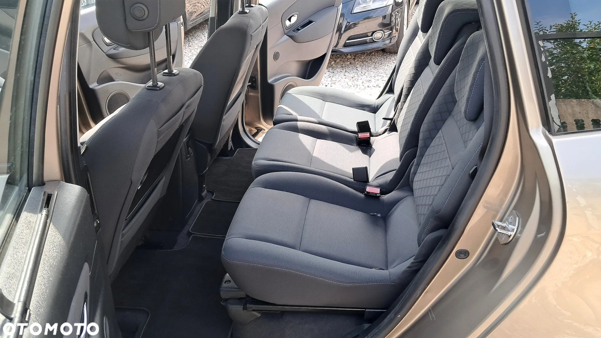 Renault Grand Scenic 1.6 16V 110 Expression - 13