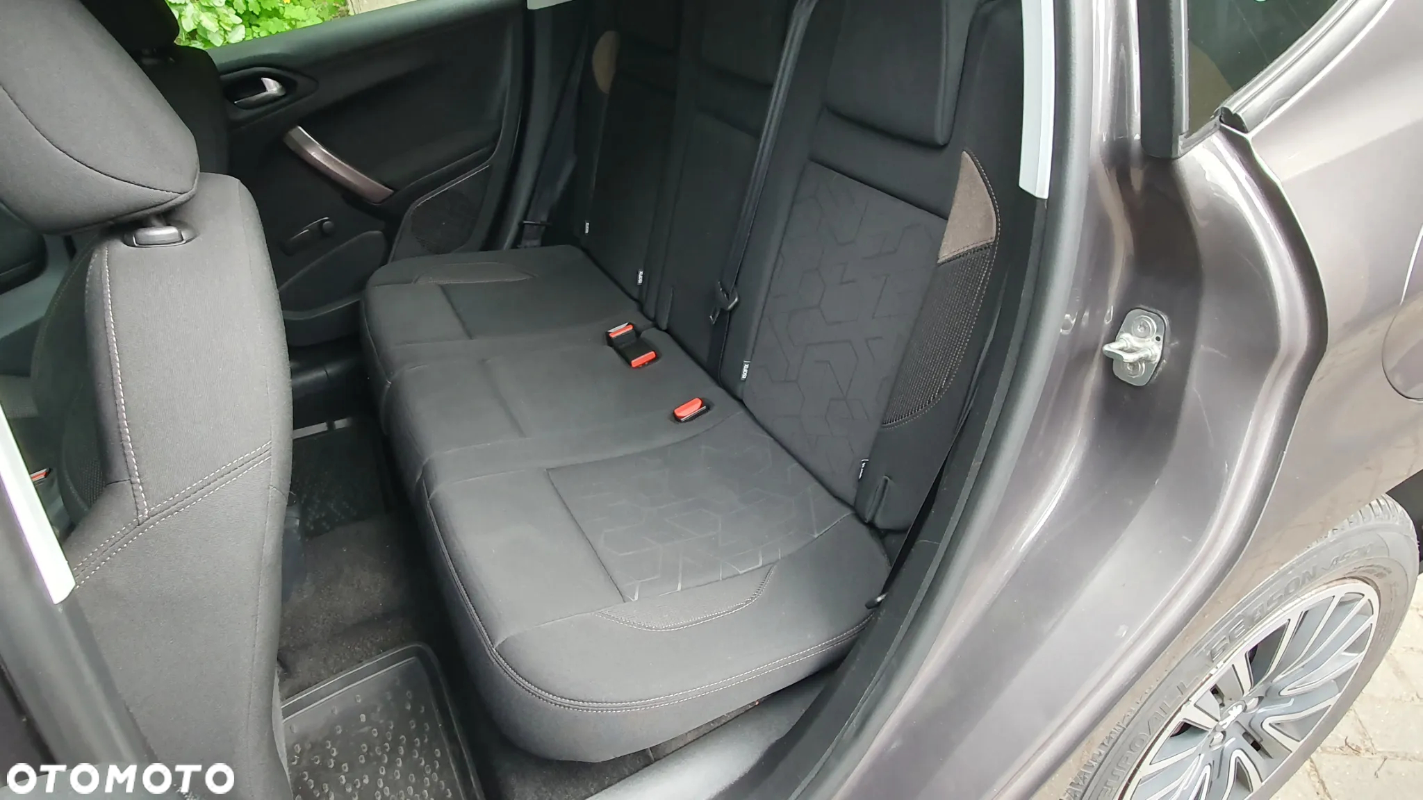 Peugeot 2008 1.6 VTi Active - 23