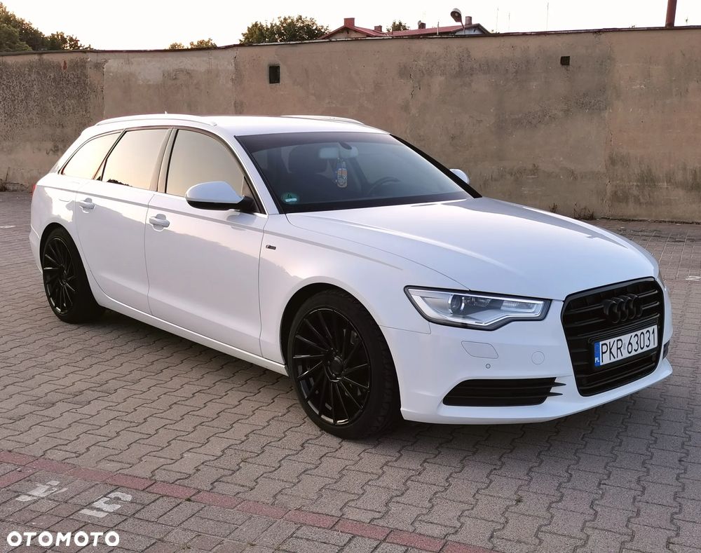 Audi A6 Avant - 16