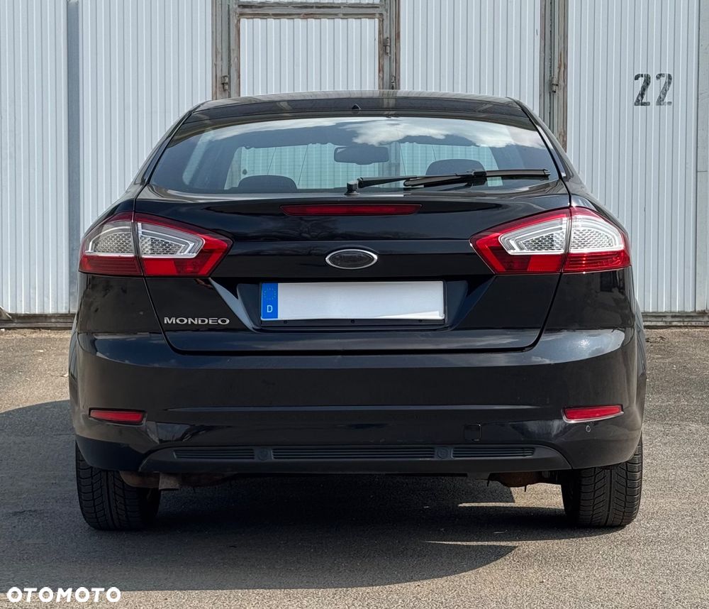 Ford Mondeo 2.0 TDCi Black Magic - 12