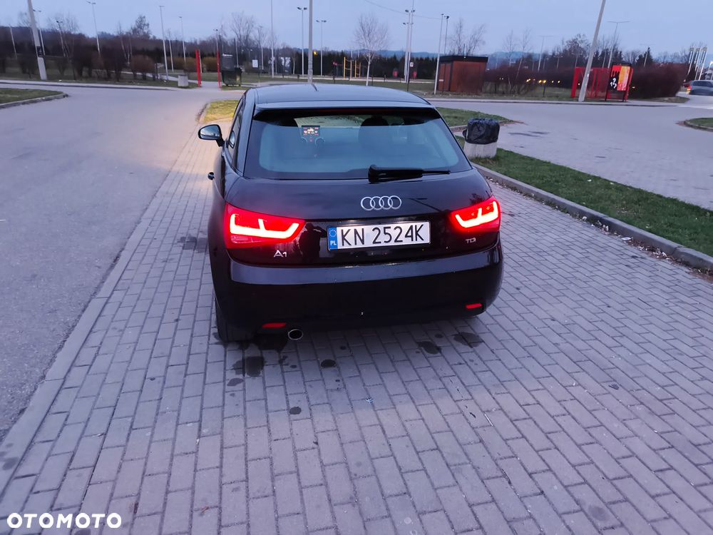 Audi A1 3-drzwiowe 1.6 TDI admired - 13