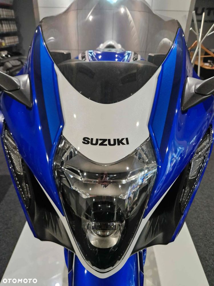 Suzuki Hayabusa - 12