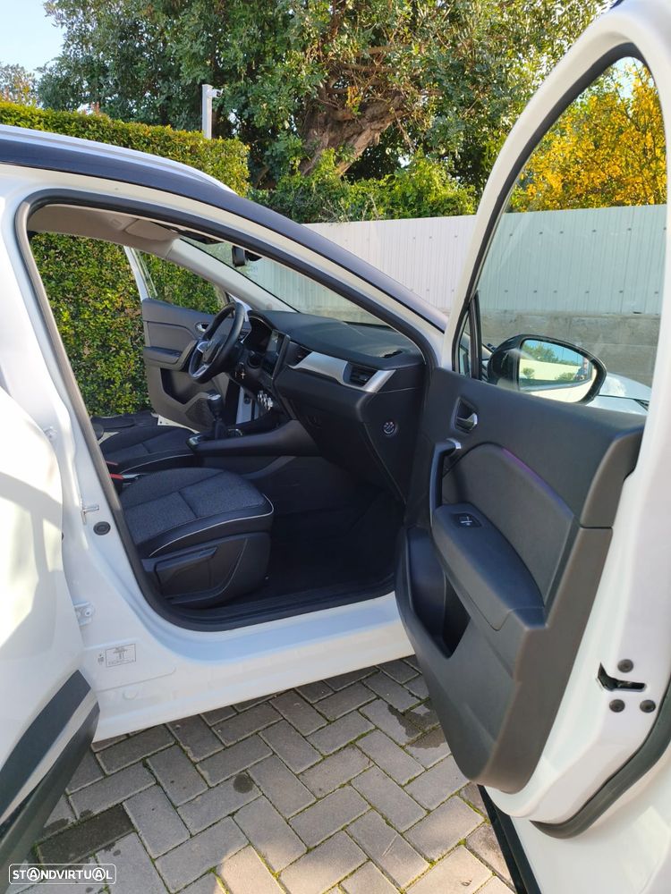 Renault Captur 1.0 TCe Techno Bi-Fuel - 10