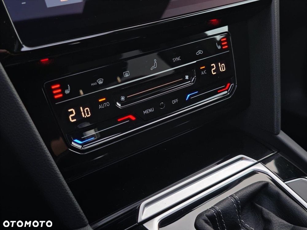 Volkswagen Arteon 2.0 TDI R-Line DSG - 41