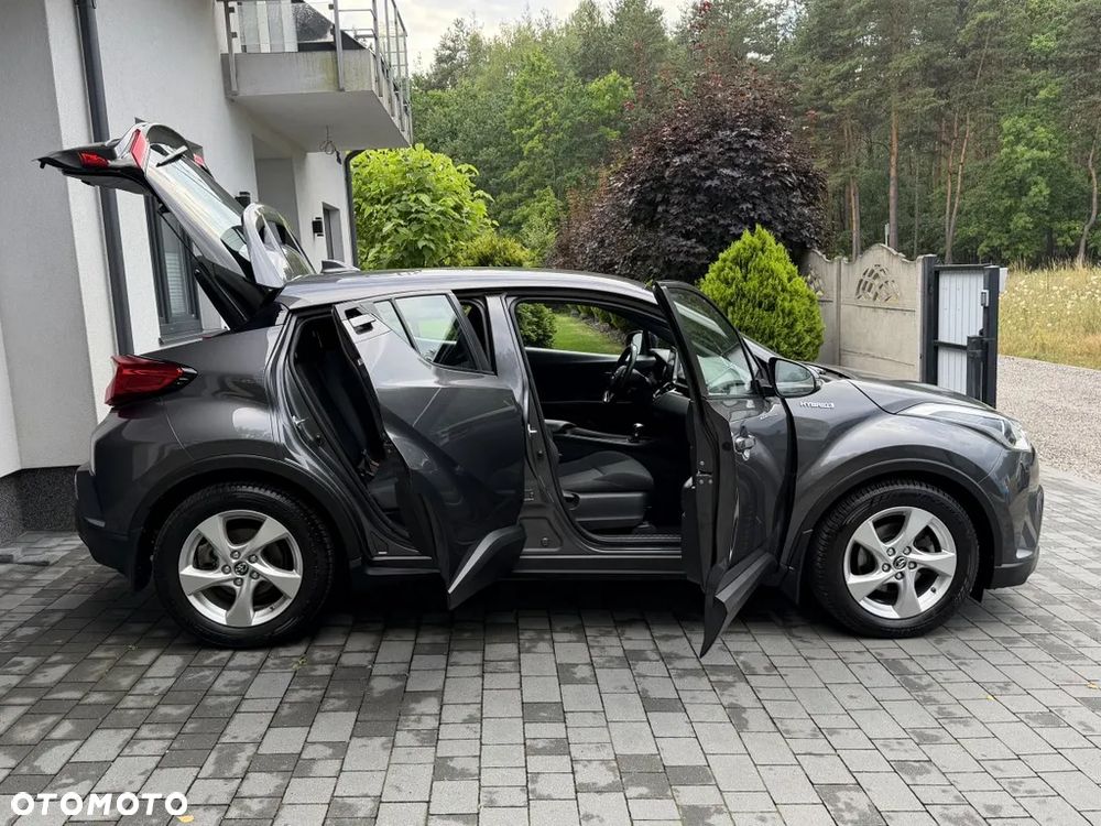 Toyota C-HR Business-Edition - 18