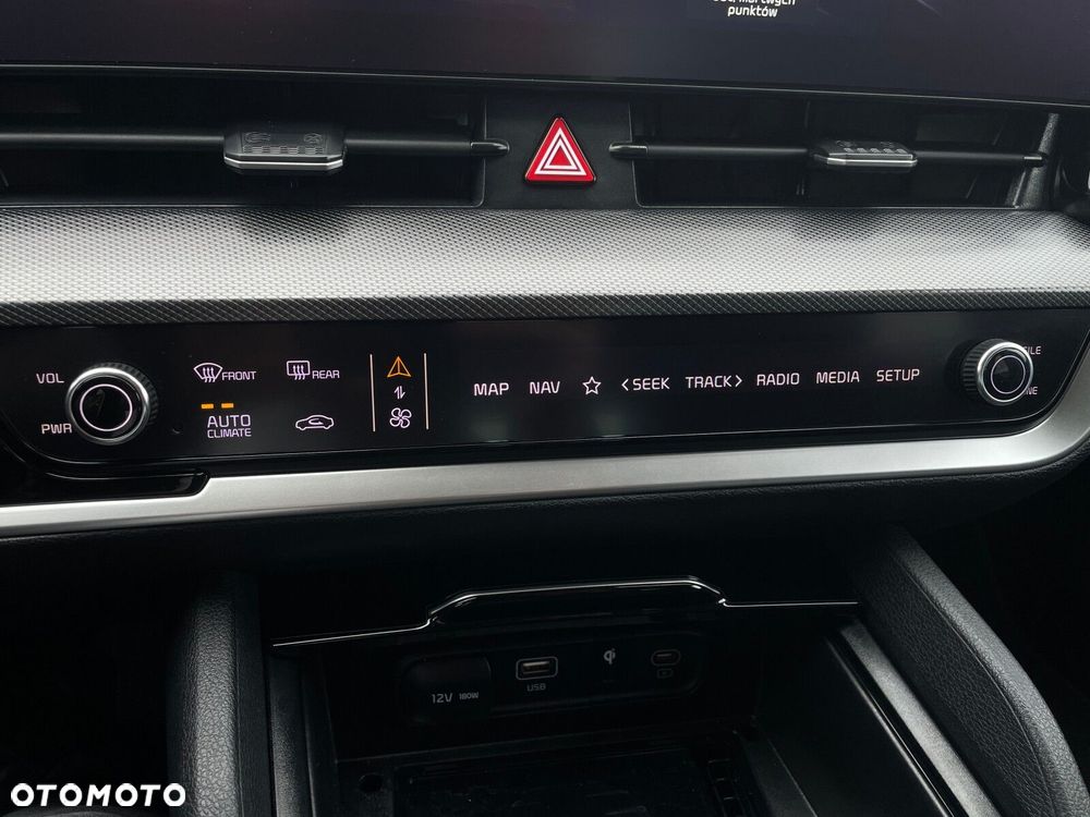 Kia Sportage 1.6 T-GDI HEV Business Line 2WD - 33