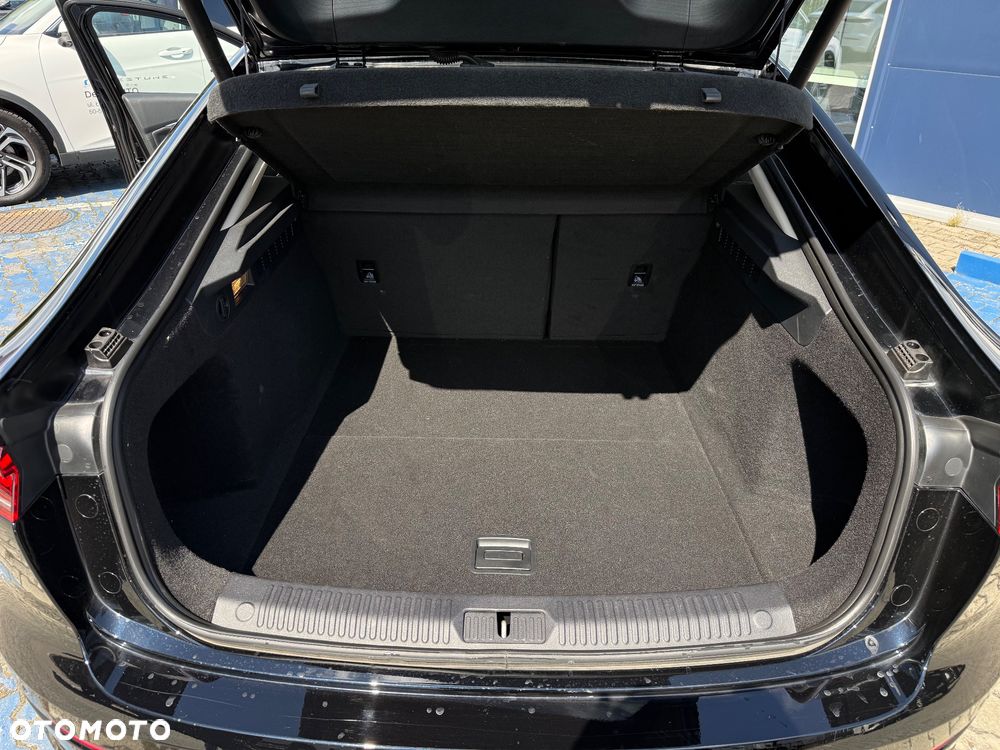 Bestune B70 2.0T Elegance - 13