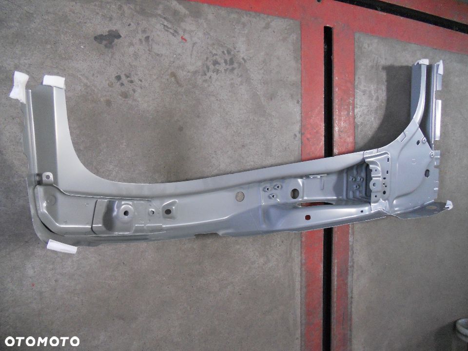 SŁUPEK TYLNY słupek wewnętrzny  ISUZU D-max 2012 do 2019 1,5 kabiny NOWE ! - 2