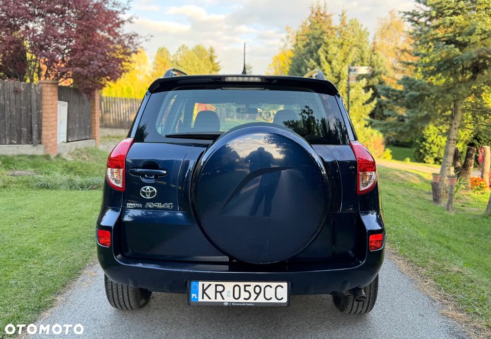 Toyota RAV4 2.2 D-4D Premium - 9