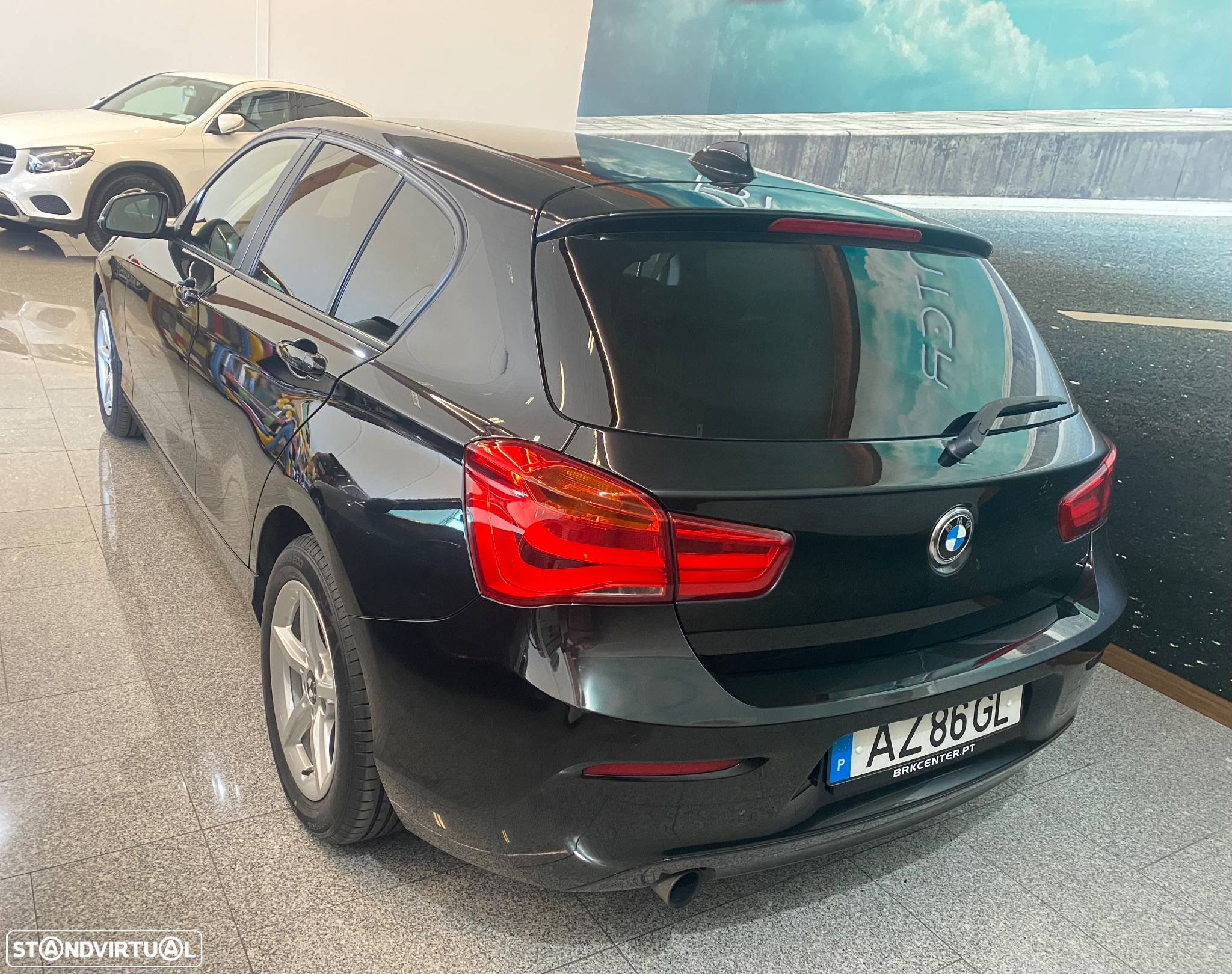 BMW 116 d Line Urban - 4