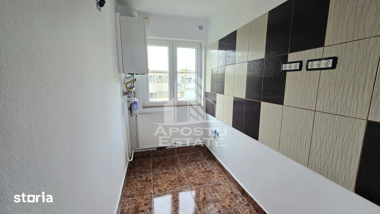 Apartament cu 2 camere de vanzare, centrala proprie, zona Dacia — fotografia 3