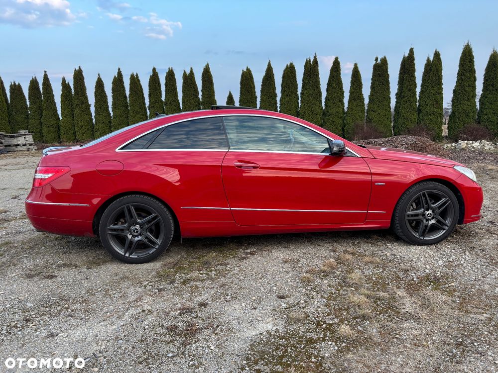 Mercedes-Benz Klasa E 350 BlueEFFICIENCY 7G-TRONIC Avantgarde - 13