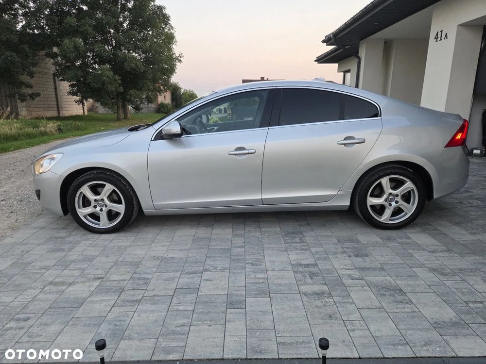 Volvo S60 - 11