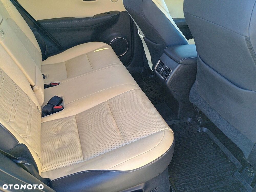 Lexus NX 300h Comfort AWD - 13