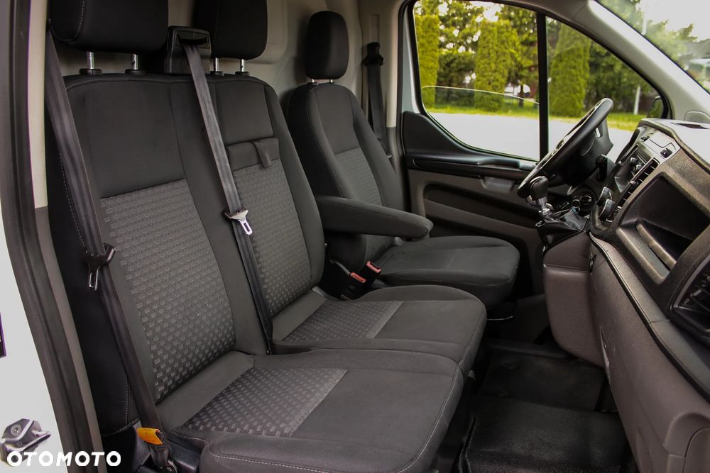 Ford Transit Custom - 19