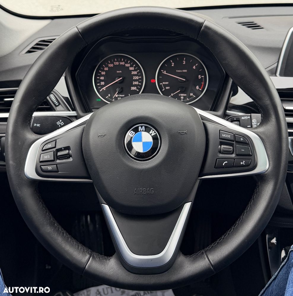 BMW X1 sDrive20d Aut. xLine - 33