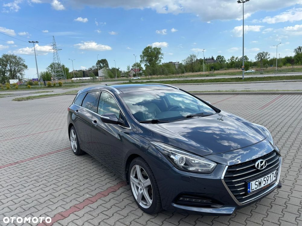 Hyundai i40 Kombi blue 1.7 CRDi DCT Premium - 12
