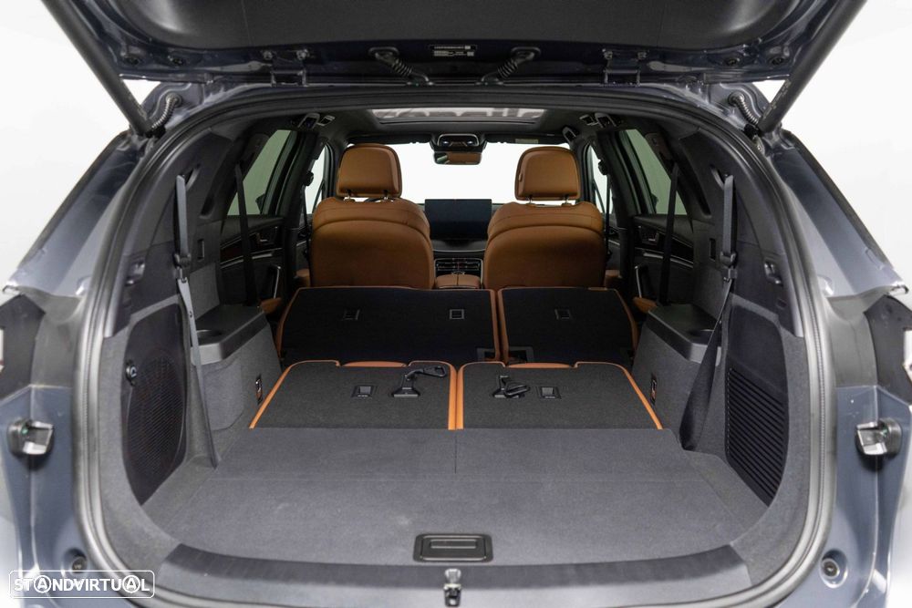 BYD Tang 108.8 kWh AWD Flagship - 16