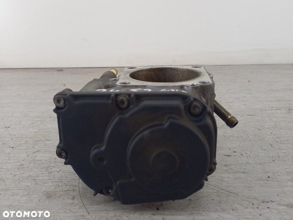 PRZEPUSTNICA VW GOLF IV 06A133064J  1.6 8V - 3