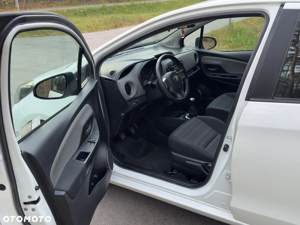 Toyota Yaris 1.0 Active EU6 - 14