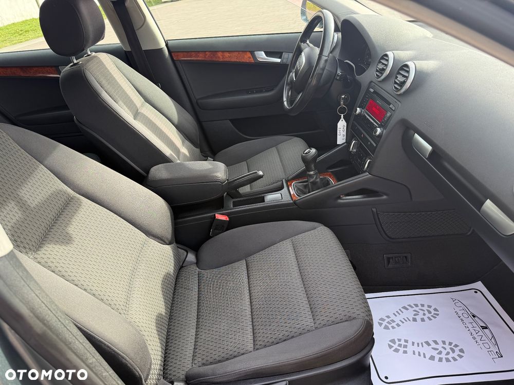 Audi A3 Sportback 1.6 Attraction - 14