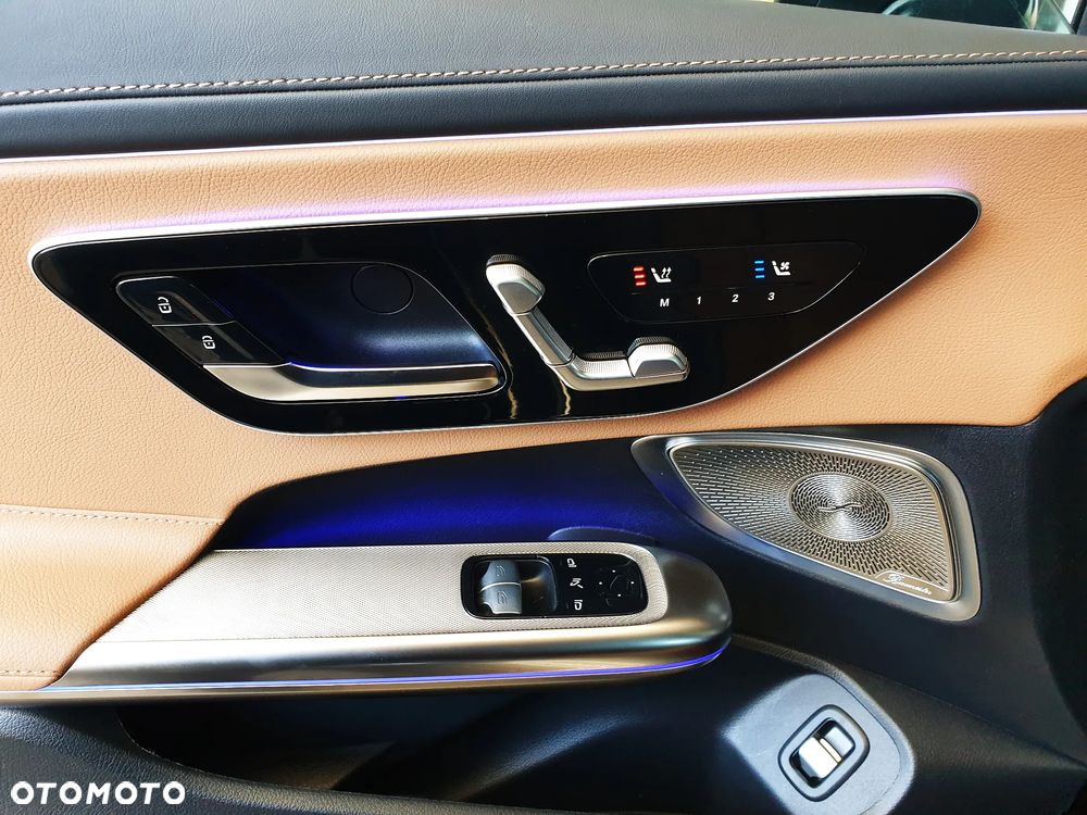 Mercedes-Benz CLE 300 mHEV 4-Matic AMG Line - 10