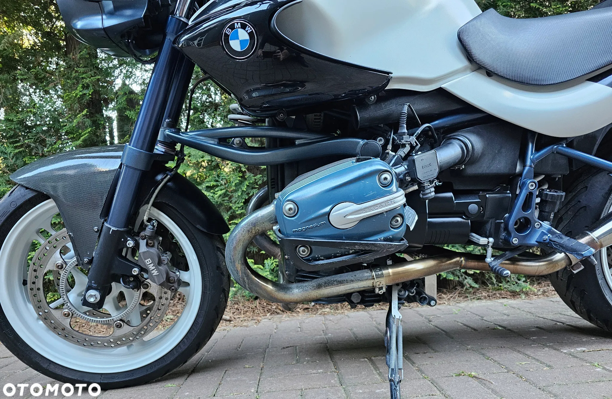 BMW R - 19