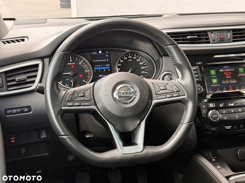Nissan Qashqai 1.7 dCi 4x4 N-Connecta - 17