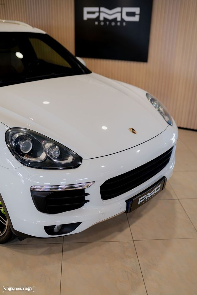Porsche Cayenne S E-Hybrid - 7