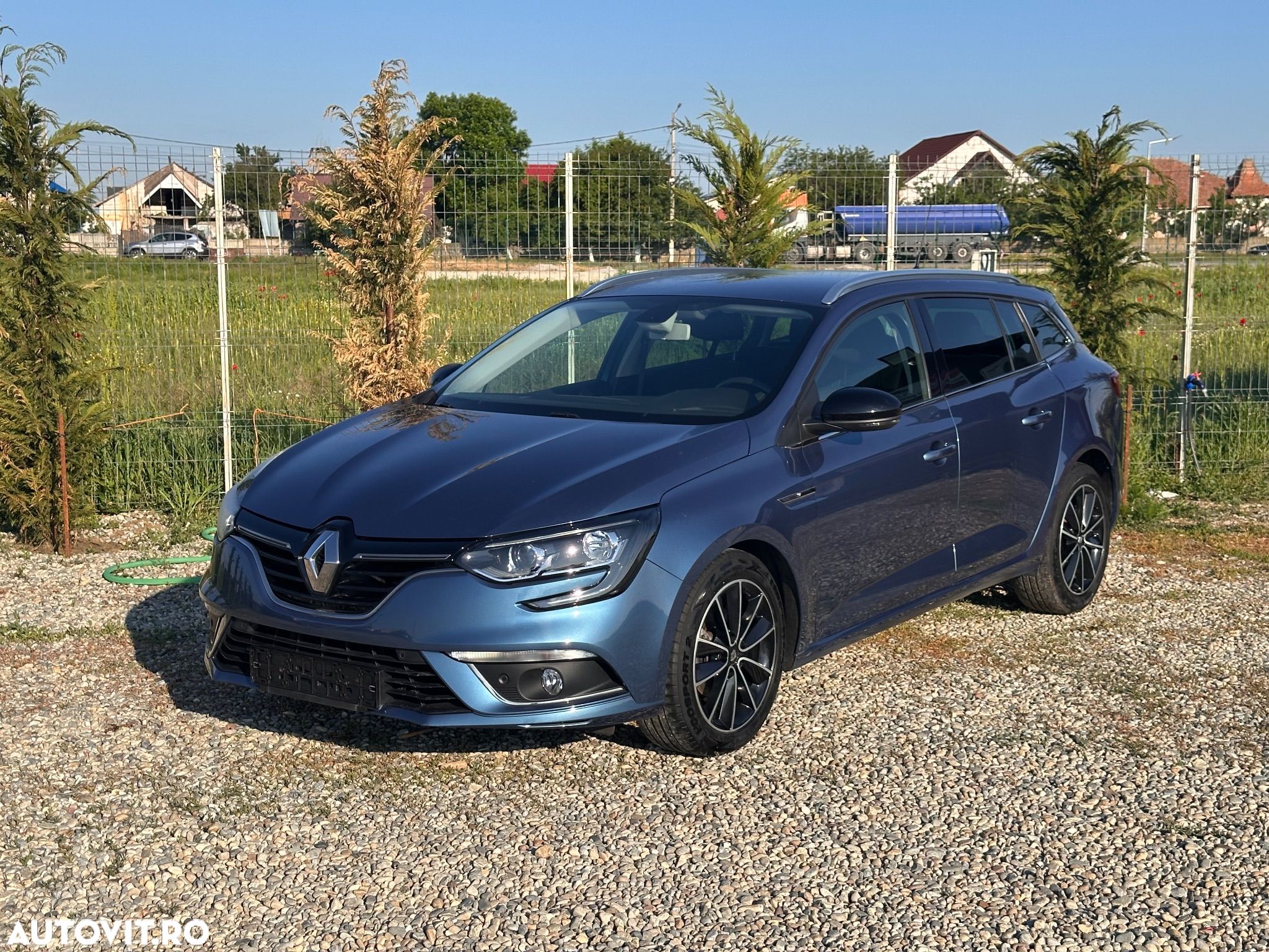 Renault Megane ENERGY TCe Business - 1