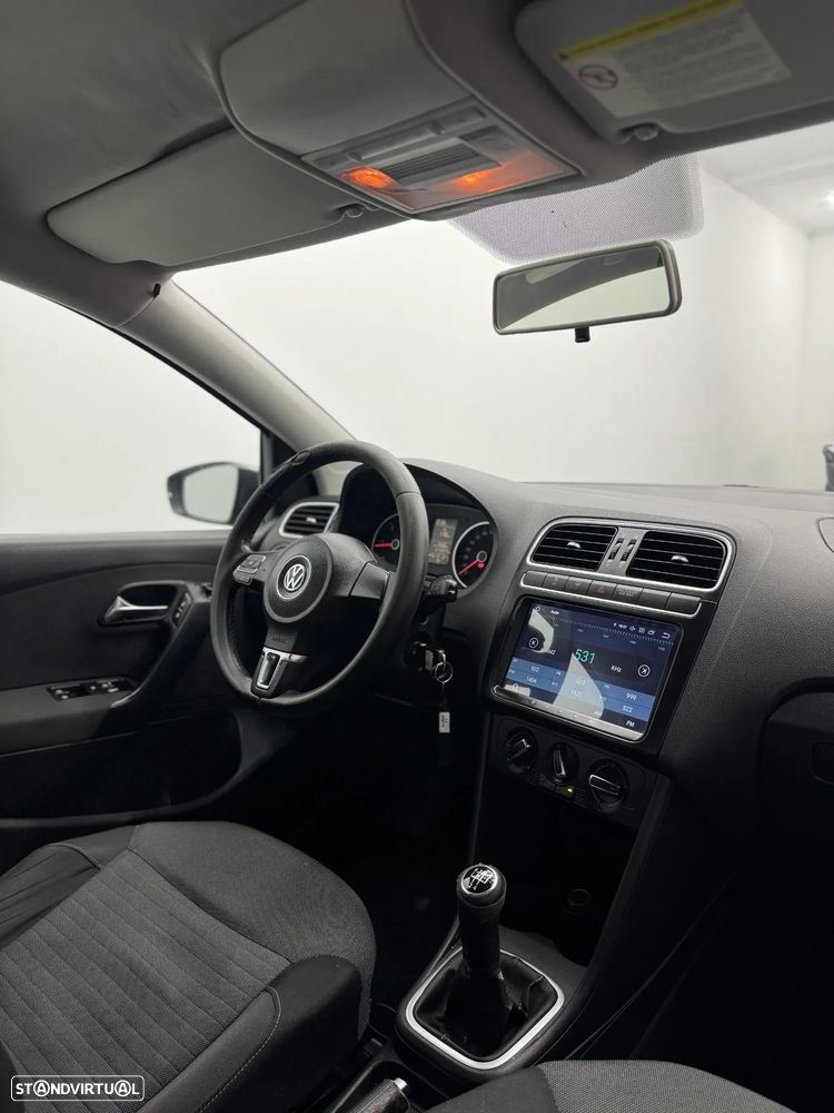 VW Polo 1.6 TDI Confortline - 9